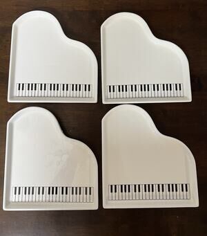 4 Vintage Grand Piano Snack or Dessert Plates Made in Japan